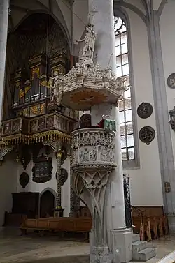Gotische Kanzel