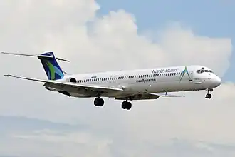 Eine McDonnell Douglas DC-9-83 der World Atlantic Airlines
