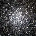 Hochaufgelöste Aufnahme des Zentrums des Kugelsternhaufens mithilfe des Hubble-Weltraumteleskops, Bildwinkel 3,5' × 3,5'