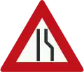 J18: Einseitig (rechts) verengte Fahrbahn