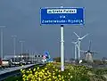 Die A4 mit Windmühle „Zelden van Passe“ bei Zoeterwoude