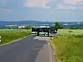Straßenabzweig nach Krebs (nach rechts)
