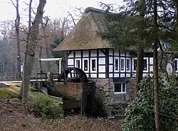 Die Neumühle an der Aue in Endel