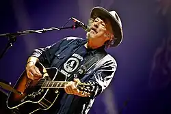 Wolfgang Niedecken mit BAP bei einem Konzert in Nürnberg 2024