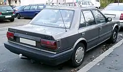 Nissan Bluebird Stufenheck (1988–1990)
