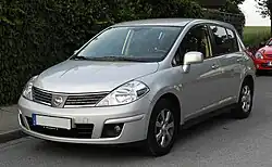 Nissan Tiida Schrägheck