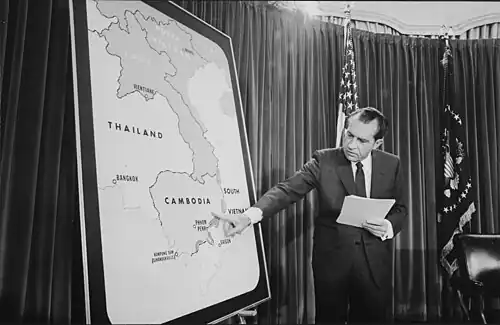 US-Präsident Richard Nixon kündigt in einer Fernsehansprache den Angriff auf Kambodscha an (30. April)