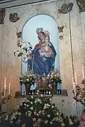 Statue Unserer Lieben Frau der Gnaden in der Kirche Mariä Himmelfahrt