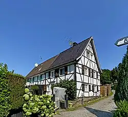 Obenrüden 23, 25