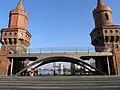 Neues Mittelteil, entworfen von Santiago Calatrava