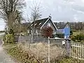 Oberhombrechen 10 mit alten Hausbäumen