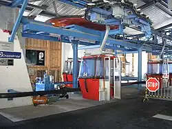 Im Inneren der Ochsengartenbahn-Talstation (2011)