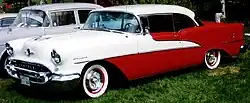 Oldsmobile 88 Holiday-Hardtop Zweitürer (1955)