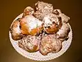 Oliebollen mit Korinthen