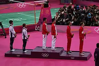 Siegerehrung 2012 im Männerdoppel: In der Mitte Cai Yun und Fu Haifeng