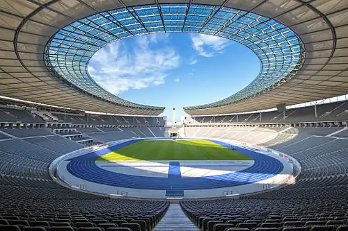 Innenansicht des Olympiastadions (2015)
