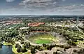 Landshuter Allee zwischen Borstei und Olympia-Radstadion im Olympiapark
