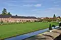 Orangerie mit Kanal