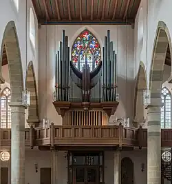 Die Klais-Orgel der Franziskanerkirche Würzburg, zu sehen aus dem Mittelschiff