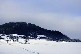 Muraunberg: Ortschaft und Berg [geo:46.73374,14.35262 aus Südosten (Niederdorf)