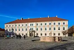 Universität