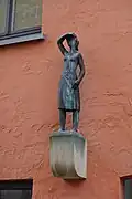 Bronzeskulptur „Ausschauende“ (1967) am ehemaligen Atelier Bockmauer&nbsp;9