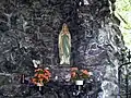 Lourdes-Grotte, Innenansicht