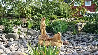 Otter auf dem Kreisel in Otter