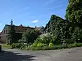 Gebäudekomplex mit Scheune (2025)