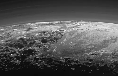 Die Sputnik-Ebene und die Tenzing-Berge