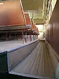 Titan PD2 mit Lowbridge-Aufbau mit seitlichem Gang im Oberdeck von East&nbsp;Lancs