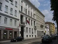 Palais Hoyos