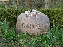 Grabstein auf dem Friedhof der Inselkirche Hiddensee