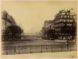 Bruno Braquehais, Paris. Rue Royale. Prise de vue depuis les marches de la Madeleine, Brasilianische Nationalbibliothek.