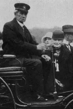 Carl und Bertha Benz (1925)