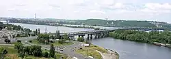 Zufahrt vom Ostufer des Dnepr