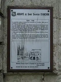 Detail der Abteikirche nach dem Polyptychon von Anchin von Jean Bellegambe.