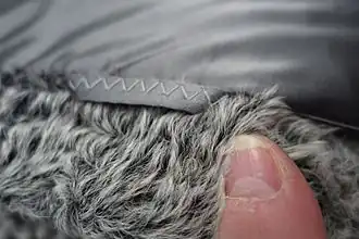 Mit Zickzack-Stich