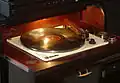 Elektrisches Grammophon des Herstellers Perpetuum Ebner