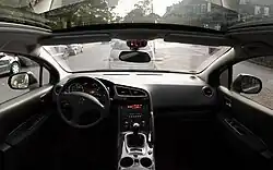Cockpit mit Panorama-Glasdach