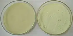 Leuchtpigmente: links ZnS, rechts Erdalkalialuminat