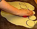 Ausstechen des Teigs