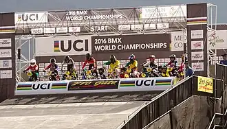 Start eines Rennens bei der BMX-WM 2016 in Medellín