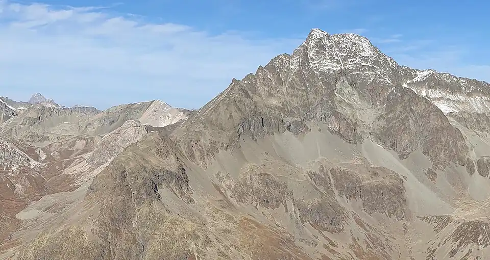 Piz Ela, Corn Suvretta und Piz Julier (v.l.), aufgenommen vom Piz Polaschin.