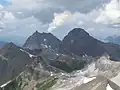Blick zu Piz Mitgel und Corn da Tinizong.