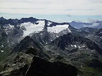 Blick vom Badus in Richtung Piz Borel und Maighelsgletscher