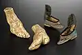 Gipsabguss und Seidenschuhe, Hong Kong