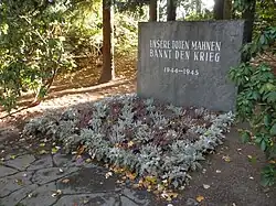 Denkmal für die Bombenopfer 1944/45 (Hauptfriedhof)