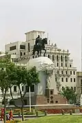 Denkmal auf der Plaza de San Martín in Lima