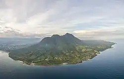 Borong links des Mount Pocondeki (2021)